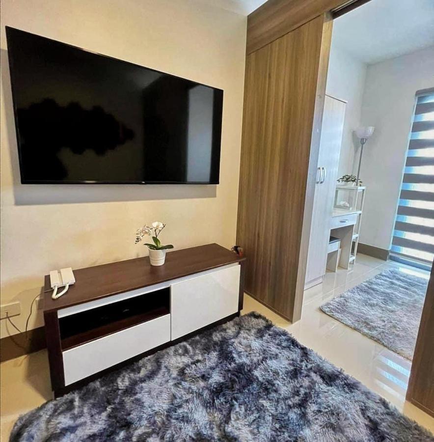 Smdc Fame Residence Luxurious Family Suite Condo Near Mrt Mandaluyong Esterno foto